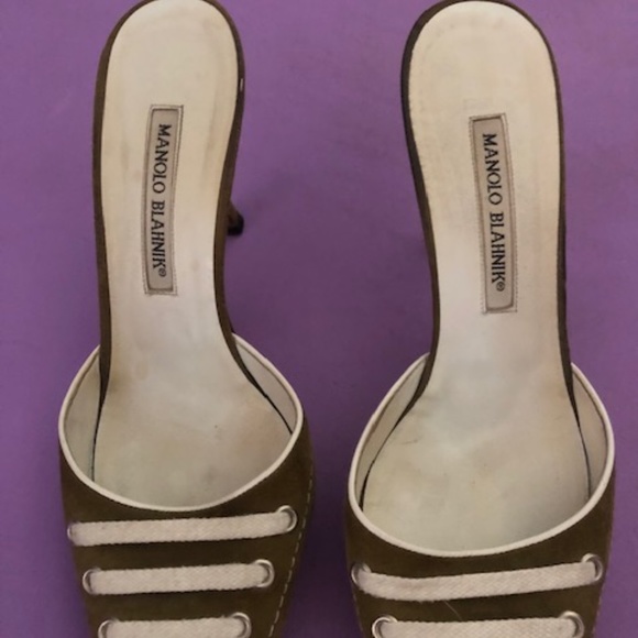 Manolo Blahnik olive slip ons - Picture 6 of 7